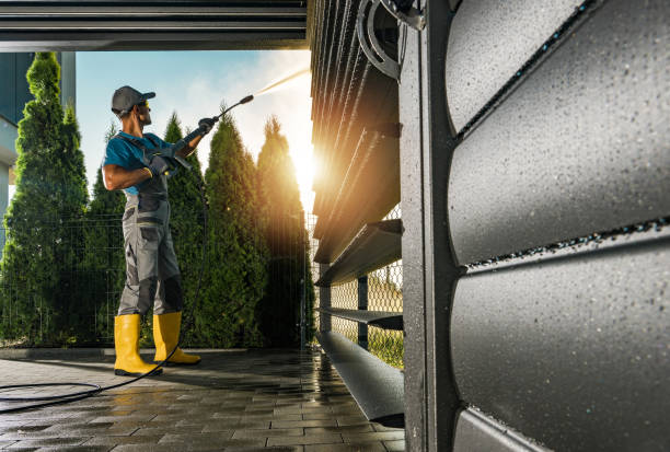Best Gutter Cleaning  in Baiting Hollow, NY